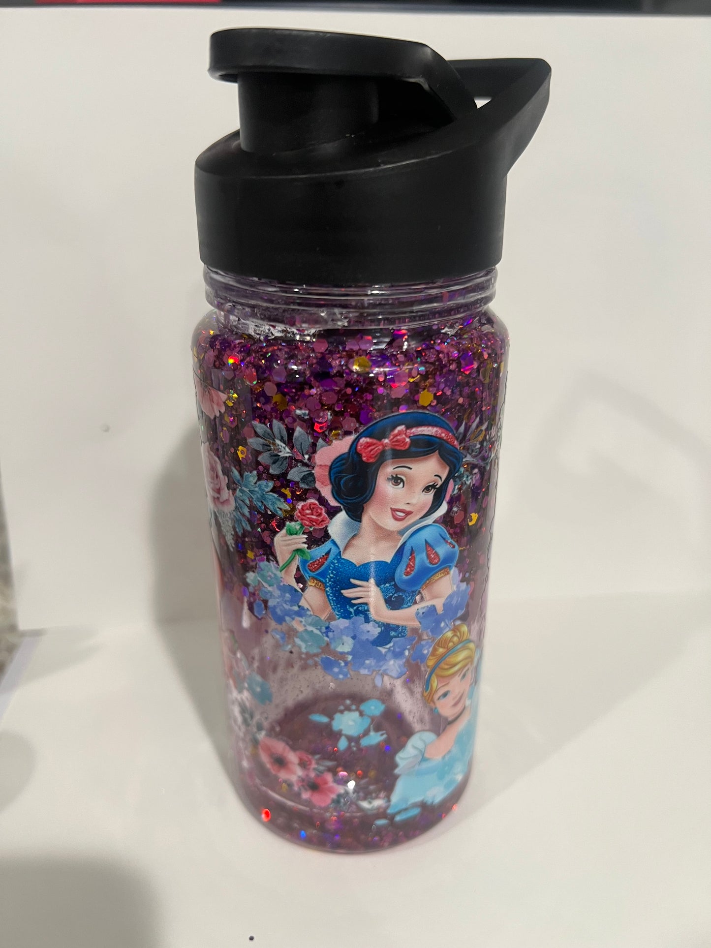 Princesses snow globe 10oz cup